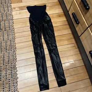 SPANX MATERNITY LEATHER  LOOK LEGGINGS